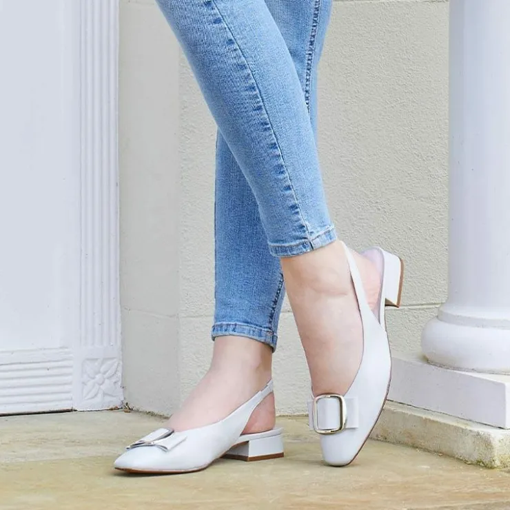 Sole Bliss Faith: Pale Gray Leather^ Flats