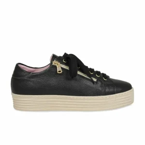 Sole Bliss Hampton: Black Leather^ Flats | Sneakers
