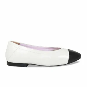 Sole Bliss Luna: Ivory & Black Leather^ Flats