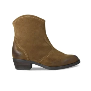 Sole Bliss Montana: Tan Suede^ Boots
