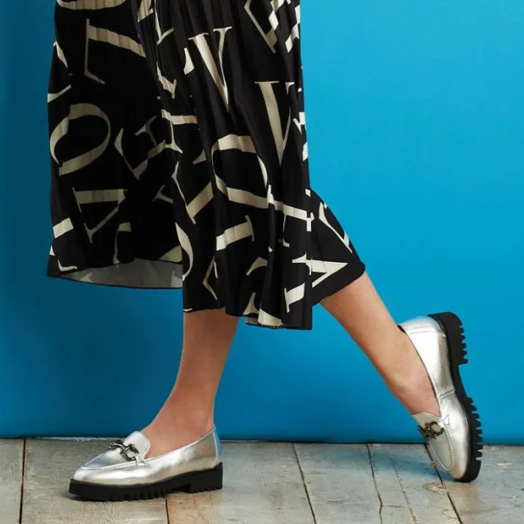 Sole Bliss Terri: Silver Leather^ Flats | Loafers